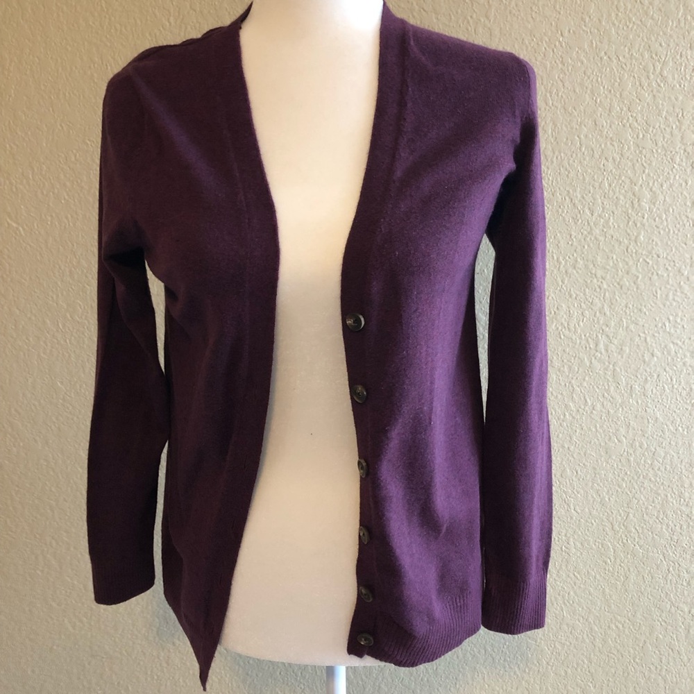 GAP Sweaters - Picture 3 of 5